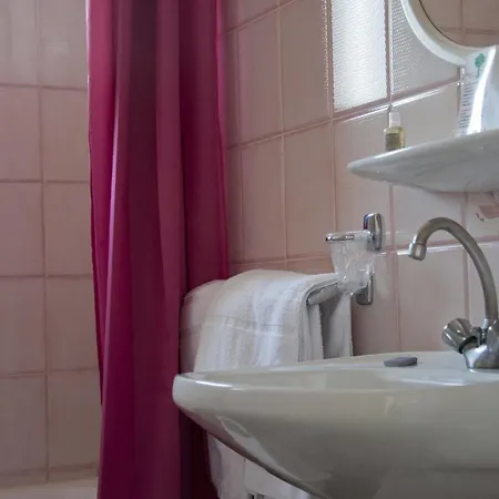 Le Pavillon Bleu Restaurant Hotel Royan