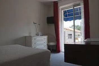 Le Pavillon Bleu Restaurant Отель