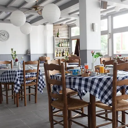 מלון Le Pavillon Bleu Restaurant