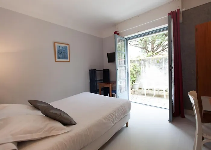 Hotel Le Pavillon Bleu Royan