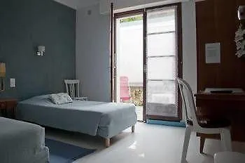 Hotel Le Pavillon Bleu 2*