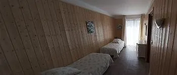 Hotel Le Pavillon Bleu