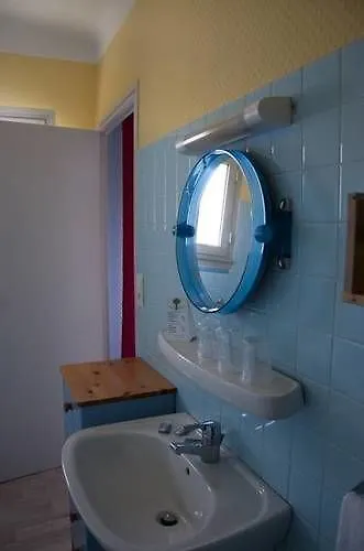 Hotel Le Pavillon Bleu Royan