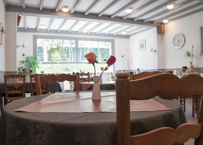 Le Pavillon Bleu Hotel 2*