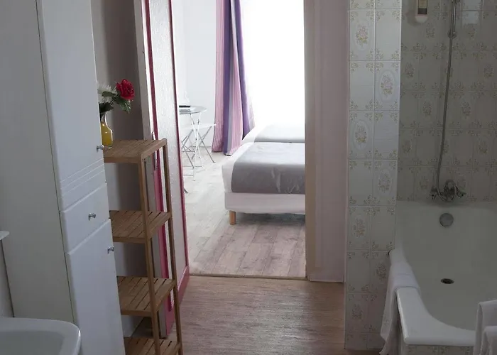 Hotel Le Pavillon Bleu Royan